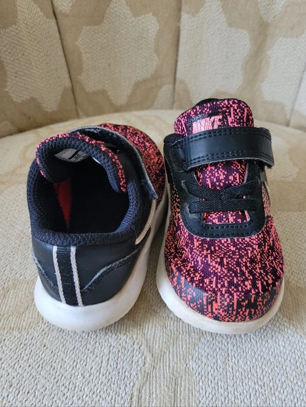 NIKE FLEX CONTACT SNEAKERS PINK BLACK TODDLER LITTLE KIDS SIZE 6 - Picture 3 of 13